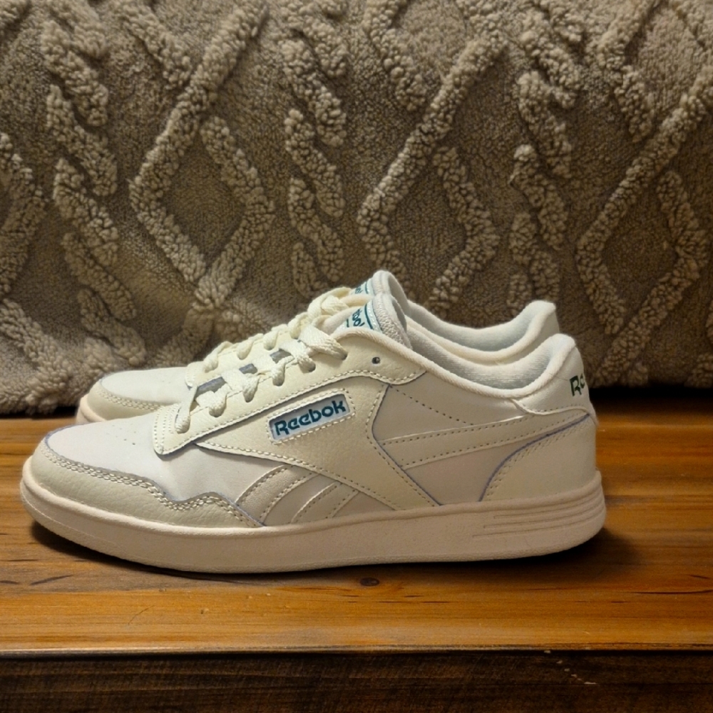 Reebok Off-White Casual Sneakers